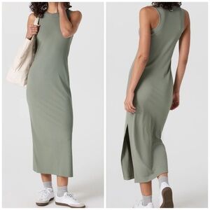 green emerald velvet dress Vuori Short Sleeve Bridge Button Down - Chalk Blue main image 1